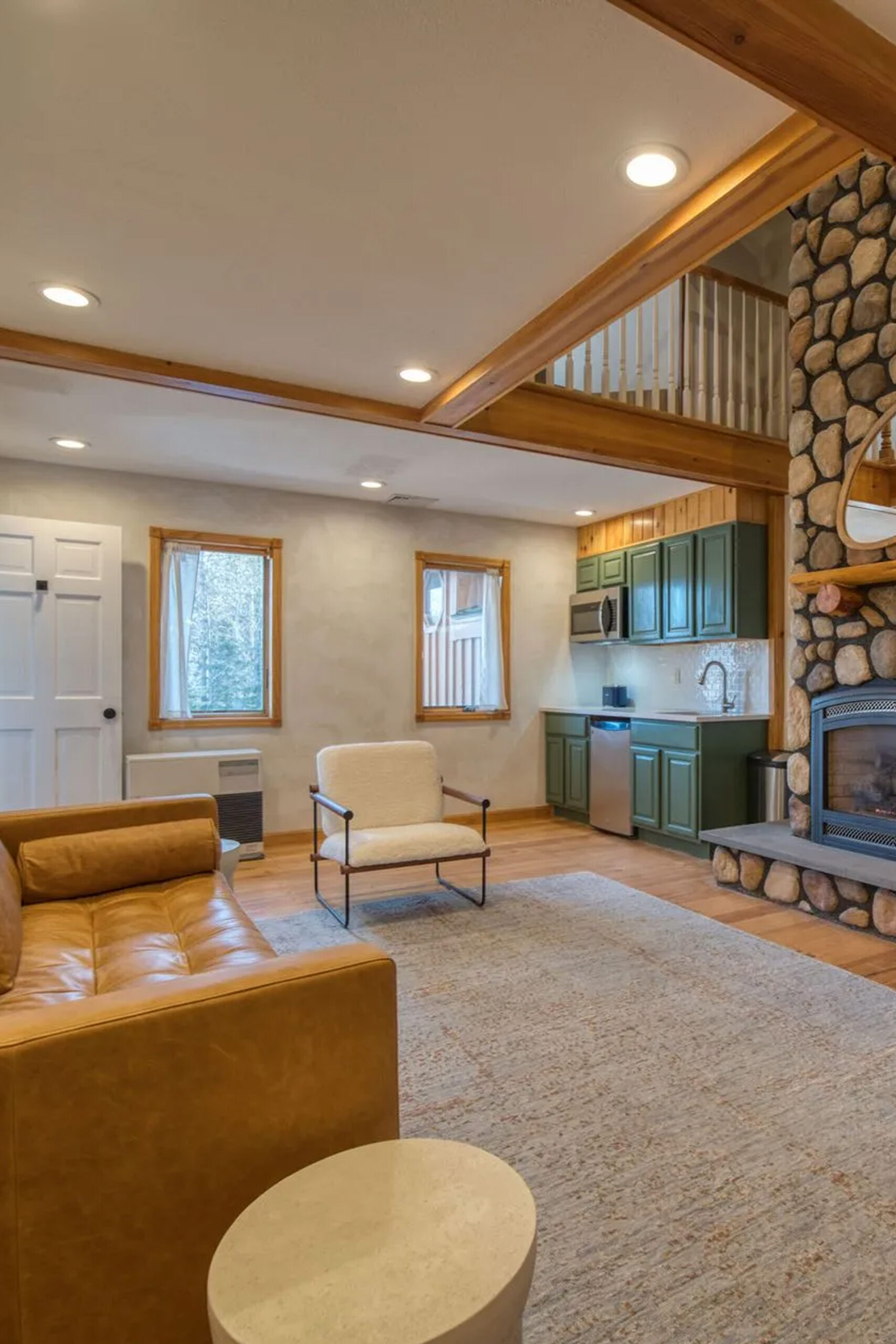 haus windham, Contact Haus Windham, Windham NY Area Guide, Book Haus Windham, Windham Mountain, Windham NY Suites